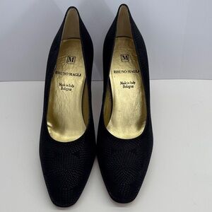 Bruno Magli Tara Pump Dark Blue Heels Made in Italy Bologna